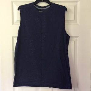 Sleeveless tee